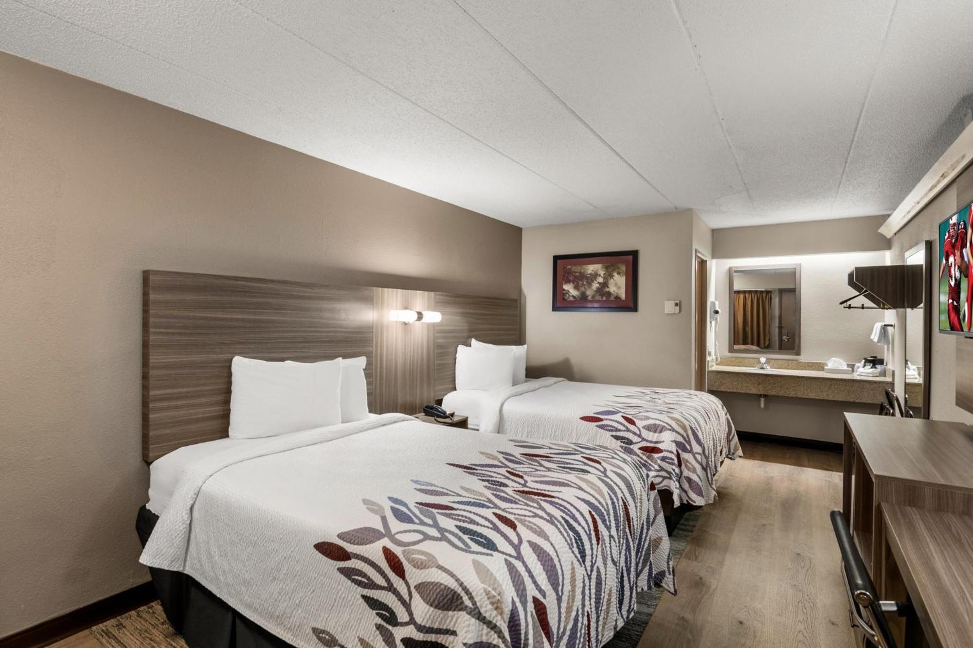 Red Roof Inn Енфілд Екстер'єр фото